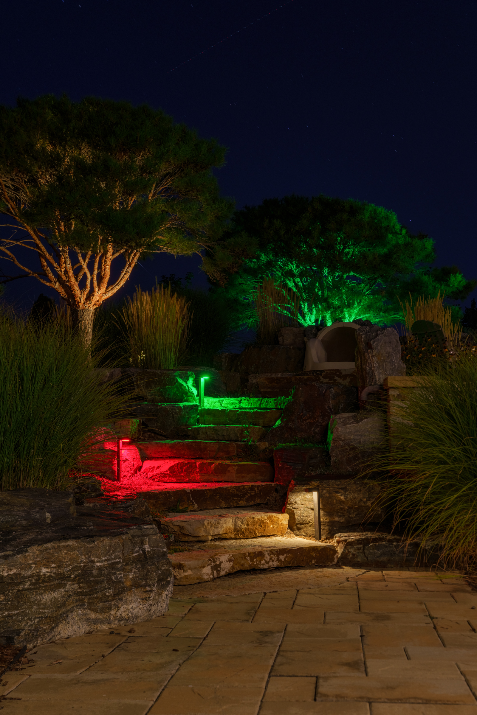 Red and green landscape lighting